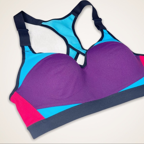 Victoria’s Secret Incredible Push Up Sports Bra 32 C - Picture 3 of 6